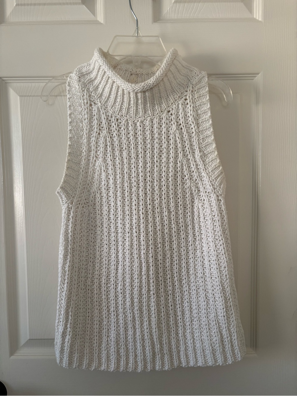 Moth by Anthropology Cream Sleeveless Cable-Knit Turtleneck Sweater Size Small